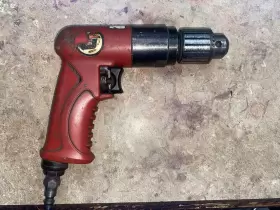 Chicago Pneumatic Cp9790 Reversible Air Drill