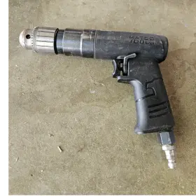 Matco Tools Mt2827 Reversible 1/2 Inch Keyed Pistol Grip Air Drill Matco Tools Mt2827 Reversible 1/2 Inch Keyed Pistol Grip Air Drill