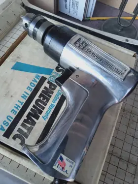 St. Louis Slp-4175 St. Pneumatic 3/8 Inch Air Drill-brand New In Factory Box St. Louis Slp-4175 St. Pneumatic 3/8 Inch Air Drill-brand New In Factory Box